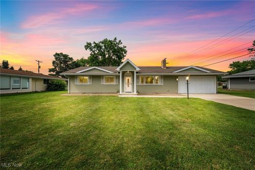 1538 Sunrise Blvd, Fremont, OH, 43420-4724 | Card Image