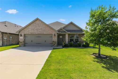 7904 Grant Ln, Greenville, TX, 75402-6031 | Card Image