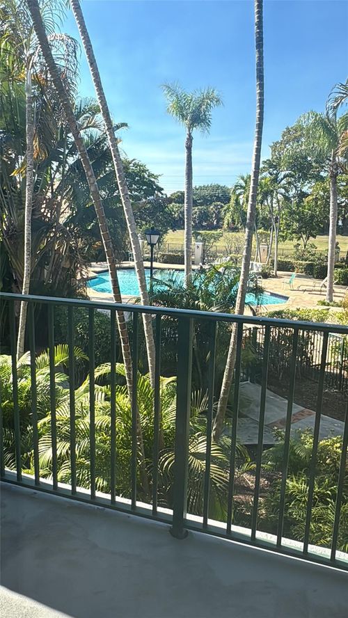 204-1721 Village Blvd, West Palm Beach, FL, 33409-2009 | Card Image
