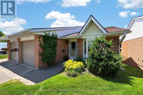 36-696 King Street, Midland, ON, L4R5B6 | Card Image