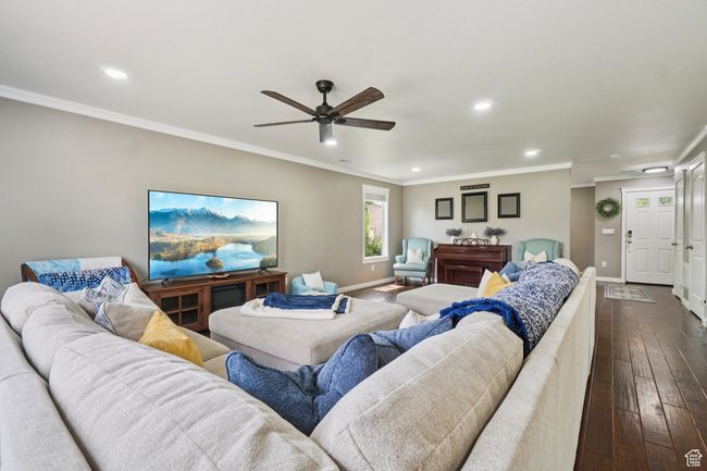 469 S Olive Way, House other with 4 bedrooms, 3 bathrooms and 7 parking in Lehi UT | Image 6