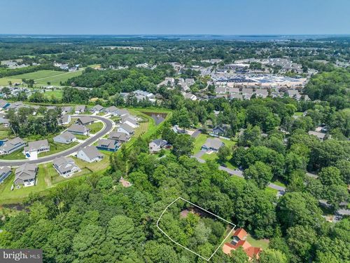 39 N Primrose Ln, OCEAN VIEW, DE, 19970-9211 | Card Image