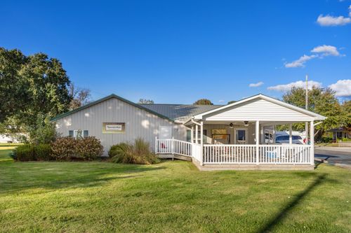 659 W Shelby St, Junction City, KY, 40440-9592 | Card Image