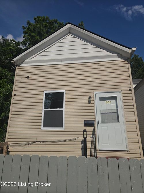123 N 25th St, Louisville, KY, 40212-1560 | Card Image