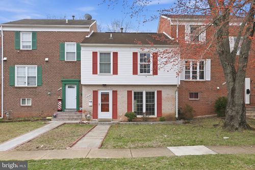 10107 Henry Ct, MANASSAS, VA, 20109-2911 | Card Image