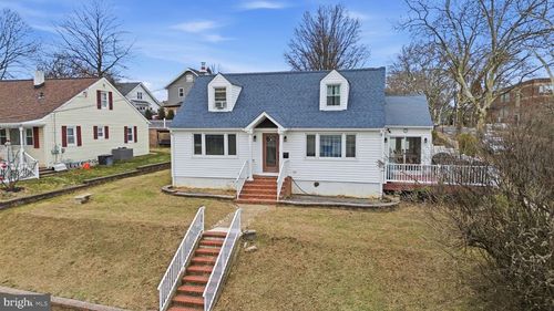 100 Hillcrest Ave, MORRISVILLE, PA, 19067-1123 | Card Image