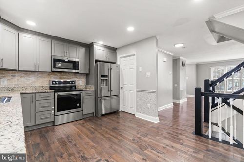 9339 Kendal Cir, LAUREL, MD, 20723-5958 | Card Image