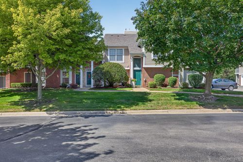 44839 Marigold Dr, Sterling Heights, MI, 48314-1226 | Card Image