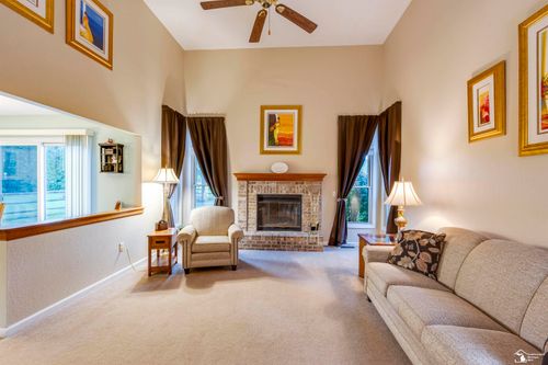 2530 Sandpiper Rd, Lambertville, MI, 48144-9400 | Card Image