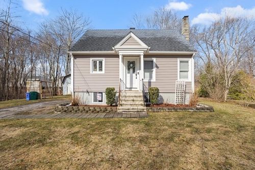 17 Davis Ave, Attleboro, MA, 02703-3101 | Card Image