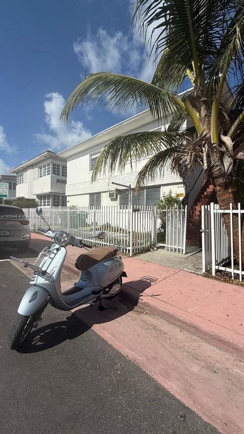 apt-2-8132 Harding Ave, Miami Beach, FL, 33141-1666 | Card Image