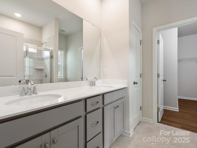 Master Bath | Image 12
