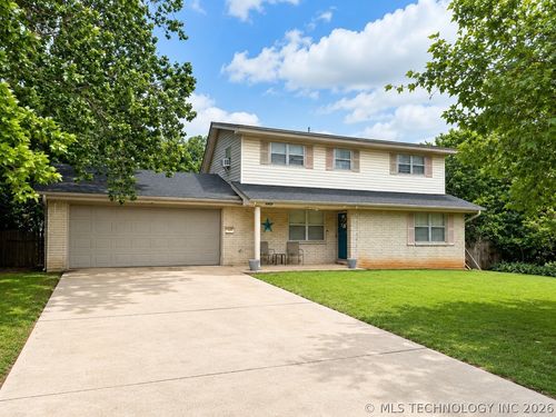 1813 Bellaire Circle, Moore, OK, 73160 | Card Image