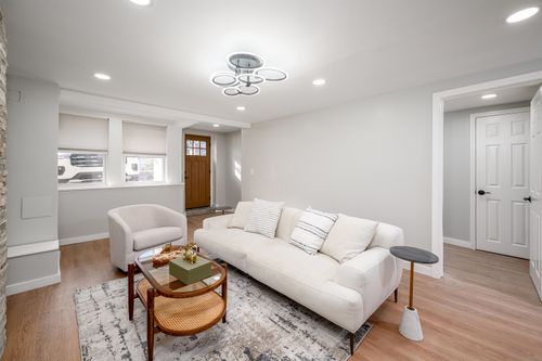 apt-1-70 Bowers St, Jersey City, NJ, 07307-3371 | Card Image