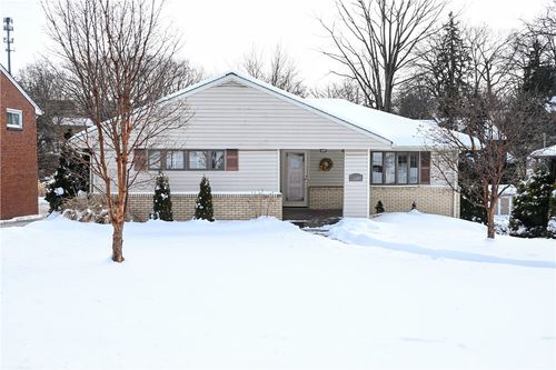 4355 E Barlind Dr, Whitehall, PA, 15227 | Card Image