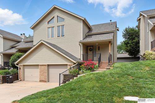 2108 S 62nd St, Omaha, NE, 68106-2141 | Card Image
