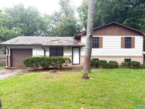 3705 Penny St Sw, Huntsville, AL, 35805-4808 | Card Image