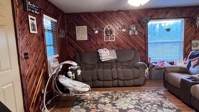 9009 Highway 412 E, House other with 2 bedrooms, 1 bathrooms and null parking in Linden TN | Image 5