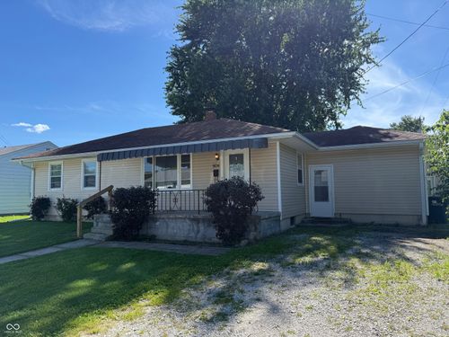 808 Milroy St, Frankfort, IN, 46041-1257 | Card Image