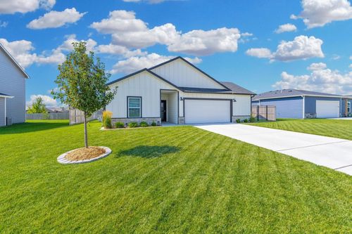 1346 S Sierra Hills St, Wichita, KS, 67230-7548 | Card Image