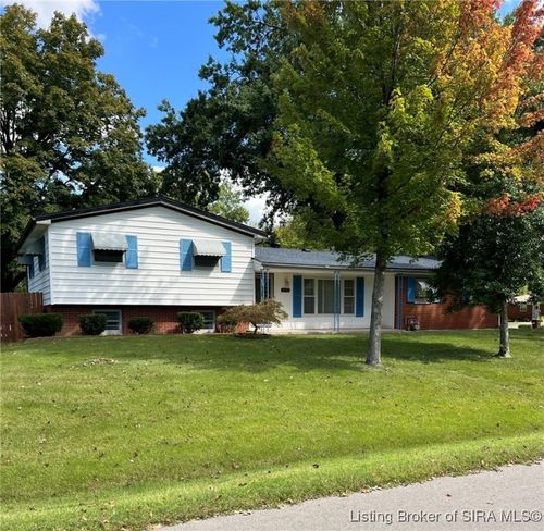 1206 Hibiscus Dr, Clarksville, IN, 47129-1708 | Card Image