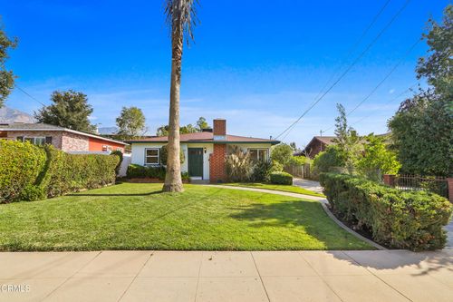 2062 N Garfield Ave, Pasadena, CA, 91104-1037 | Card Image