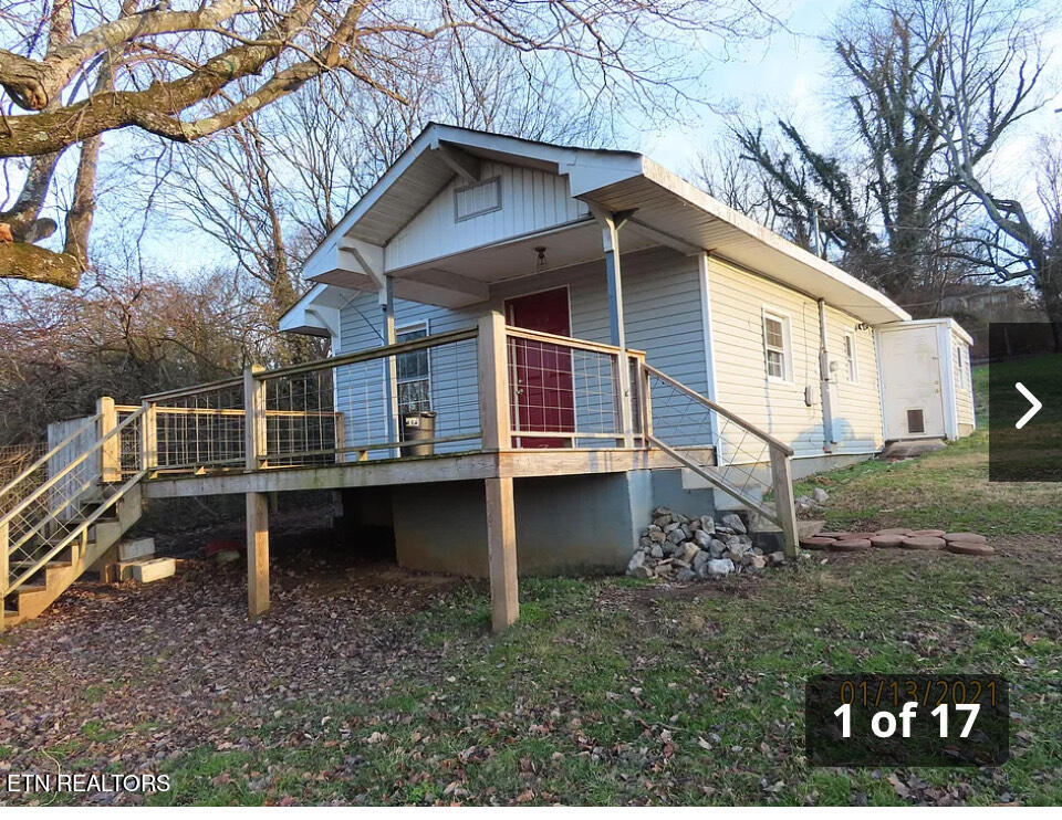 Lilac Ave, Knoxville, TN 37914