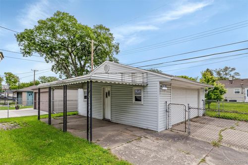 17764 Harman St, Melvindale, MI, 48122-1013 | Card Image