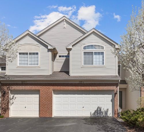 d-335 Thornwood Way, South Elgin, IL, 60177-3646 | Card Image