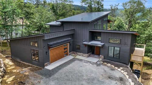 109 Pinnacle Ridge Road, Beech Mountain, NC, 28604 | Card Image