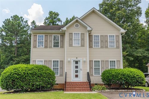 832 Howard St, Sandston, VA, 23150-1627 | Card Image