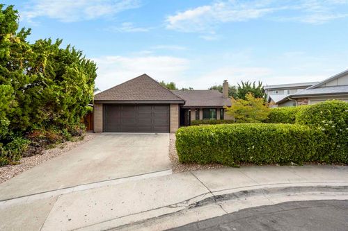 11183 Linares St, San Diego, CA, 92129-1018 | Card Image