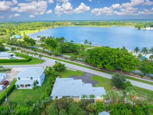 3860 Outer Dr, NAPLES, FL, 34112-7651 | Card Image