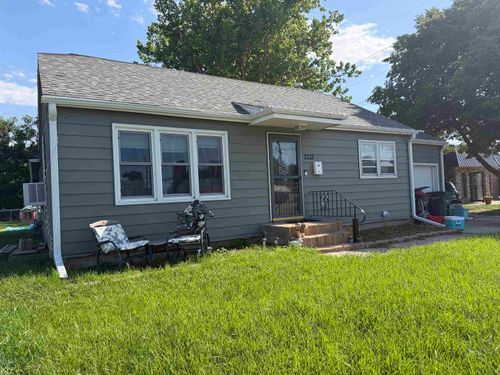 2215 W 2nd Street, Hastings, NE, 68901 | Card Image