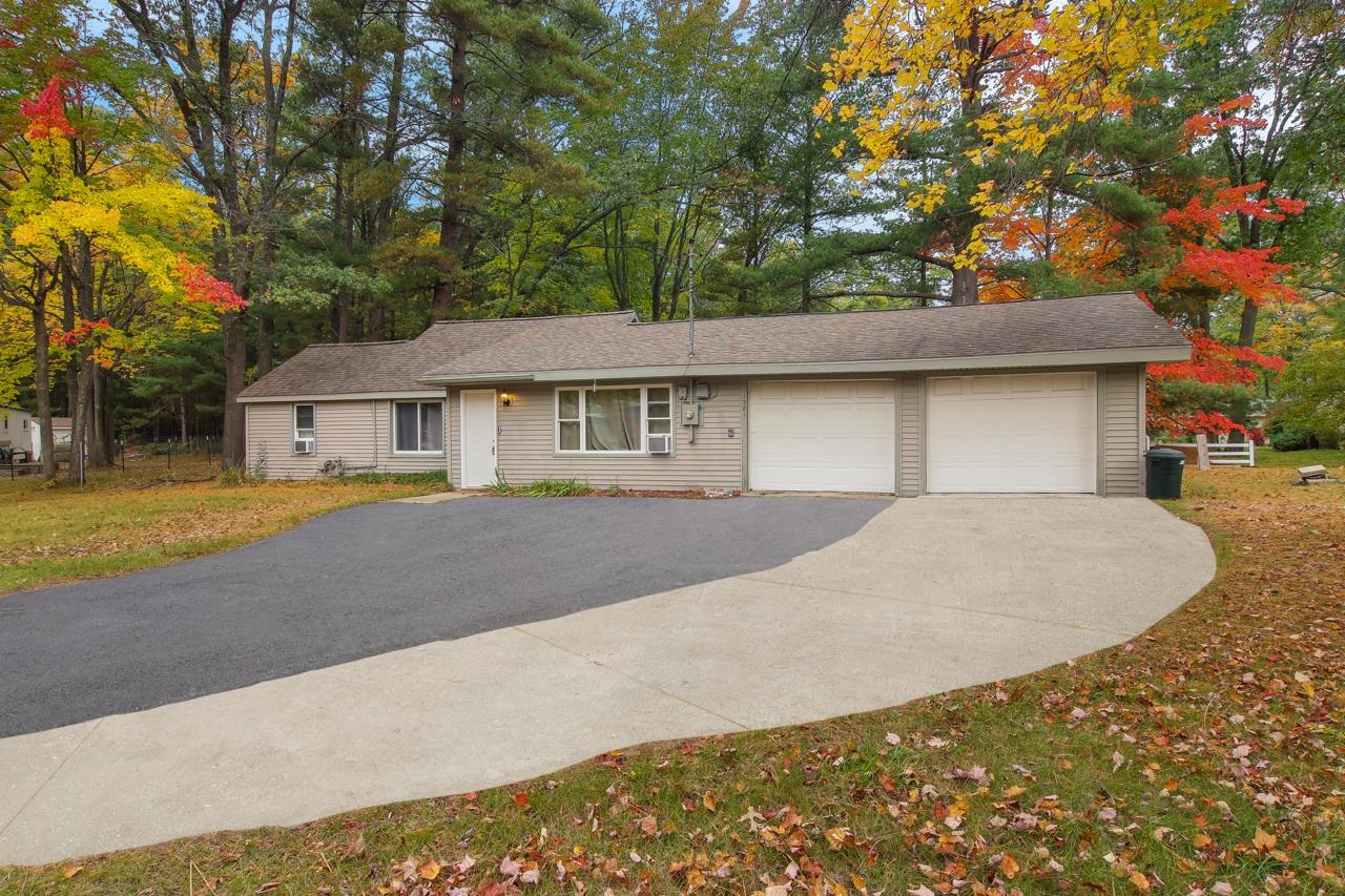 Pine Dr, Traverse City, MI 49686