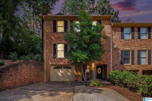 2401 Richelieu Ln, Hoover, AL, 35216-5355 | Card Image