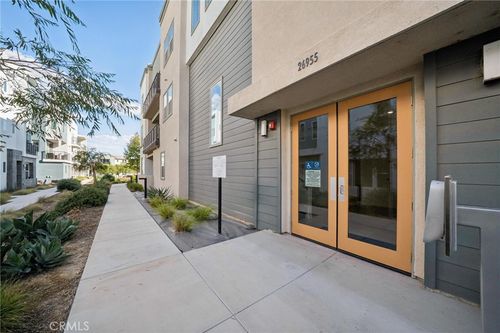 201-26955 Prospector Rd, Valencia, CA, 91354 | Card Image