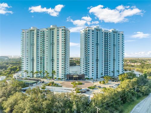 1703n-2641 N Flamingo Rd, Sunrise, FL, 33323-1741 | Card Image