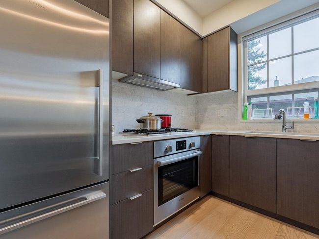 7903 Oak Street, Townhouse with 3 bedrooms, 2 bathrooms and 1 parking in Vancouver BC | Image 20