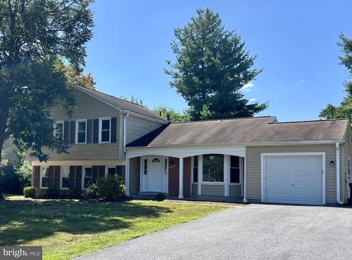 17312 Hughes Rd, POOLESVILLE, MD, 20837-2037 | Card Image