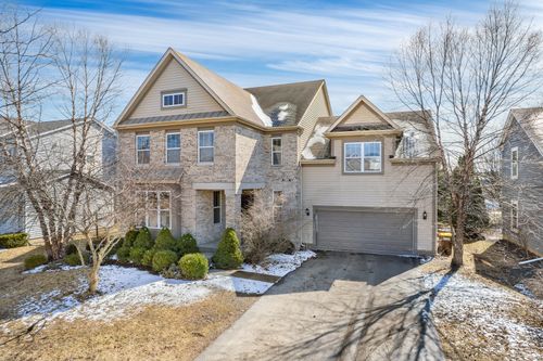 11253 Victoria Ln, Huntley, IL, 60142-2450 | Card Image