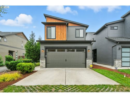 15401 Ne 108th Way, Vancouver, WA, 98682-2049 | Card Image