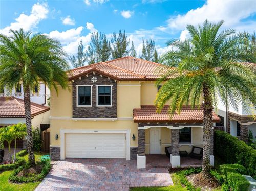 9890 Nw 86th Ter, Doral, FL, 33178-2627 | Card Image