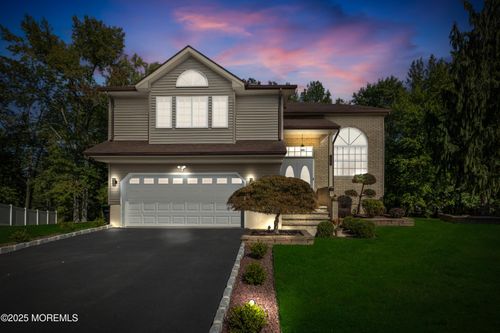 133 Winston Dr, Matawan, NJ, 07747-9720 | Card Image