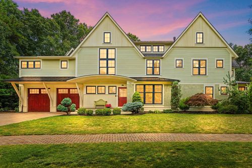 152 Partridge Ln, Concord, MA, 01742-2651 | Card Image