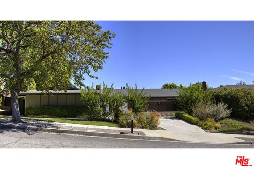 22427 De Kalb Dr, Calabasas, CA, 91302 | Card Image