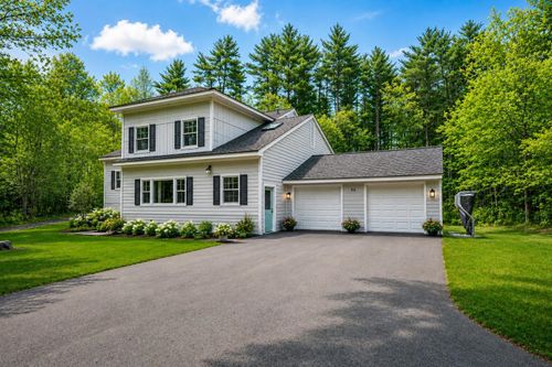 27 Pierce Ln, Hollis, NH, 03049-6210 | Card Image
