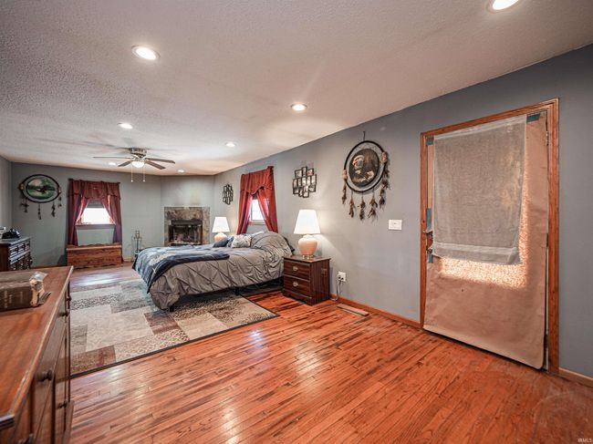 10707 N Jones Gap Rd, House other with 3 bedrooms, 3 bathrooms and null parking in Edwardsport IN | Image 29