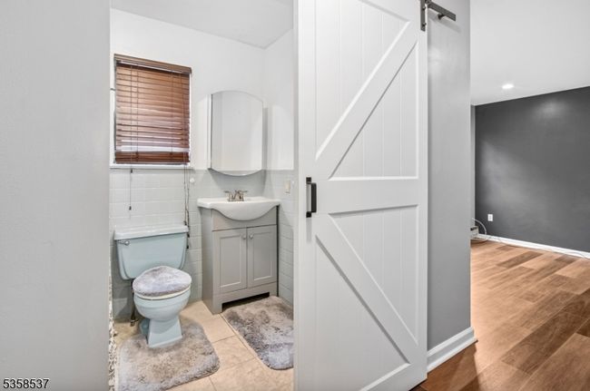 APT-5 - 35 E Price St, Townhouse with 1 bedrooms, 1 bathrooms and null parking in Linden NJ | Image 11