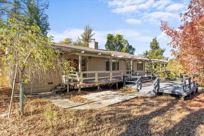 20320 Hollands Ln, House other with 3 bedrooms, 2 bathrooms and 5 parking in Willits CA | Image 3